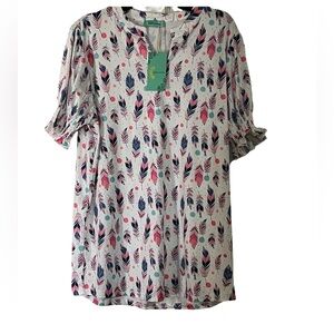 Sunshine & Rodeos Feather Print Top